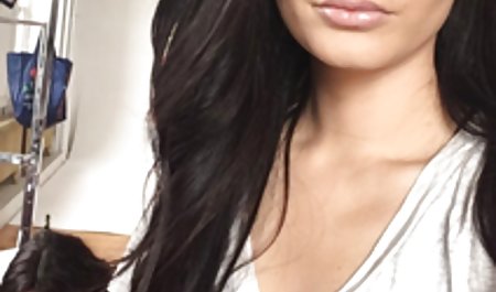 قدم مامان دختر ماساژ و سکس مقعد 3some