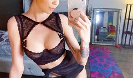 HOTWIFE FIRST BBC (فیلم کامل) سکس با ماساژ