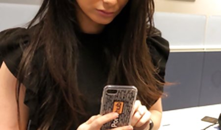 سبزه بیب سکس در ماساژ Sucks و Fucks
