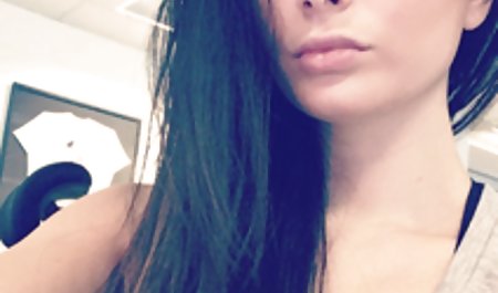 همسر محافظه کار بک سعی در لباس Slutty دارد فیلم ماساژ سکسی در اینستاگرام
